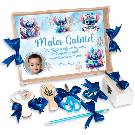 Tava pentru Mot Personalizata pentru baieti, Model Stich, Culoare Natur, Funde Albastre