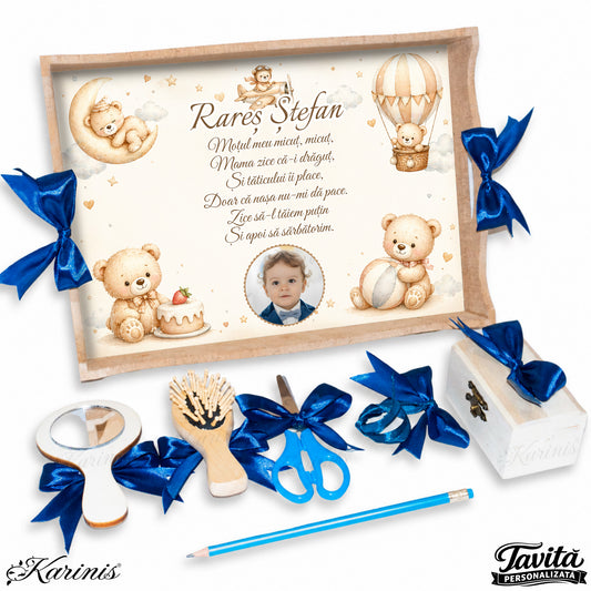 Set mot baiat aniversare 1 an cu tava personalizata, tematica ursuleti baby si fundal crem